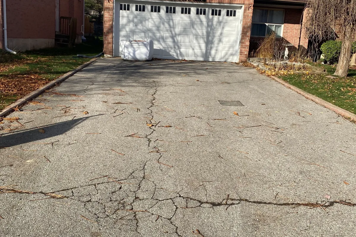 87 O'Connor Crescent, ON L4C 7N9