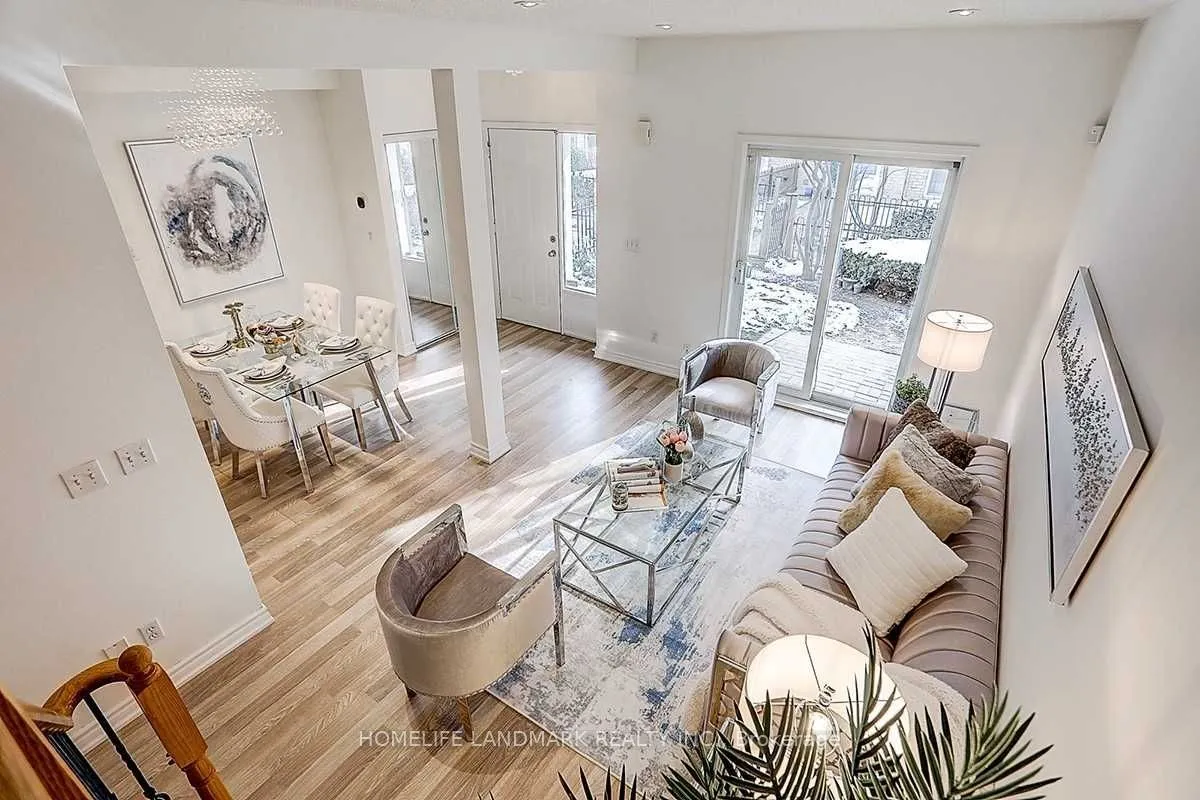 Condo Townhouse living room at 21 St Moritz Way Markham