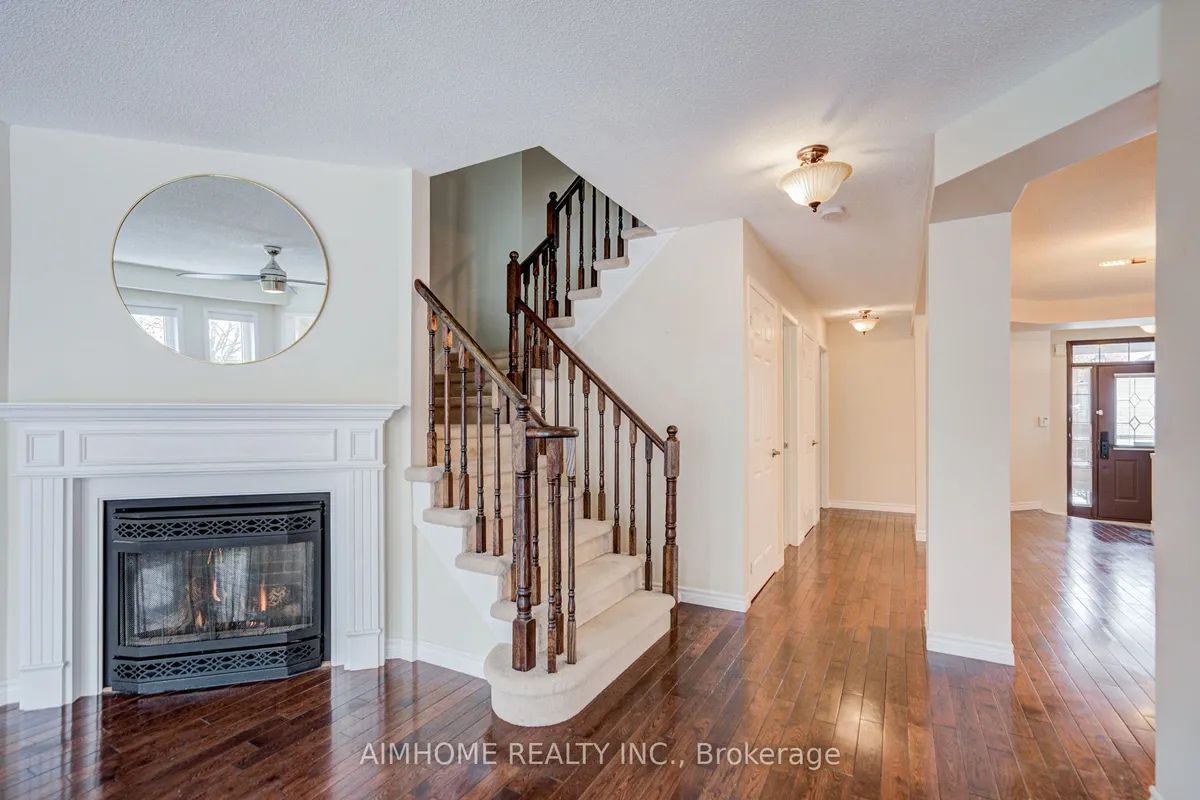 562 Mcbean Avenue, ON L3X 2N5