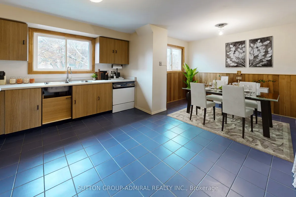 112 Cottonwood Court, ON L3T 5X1