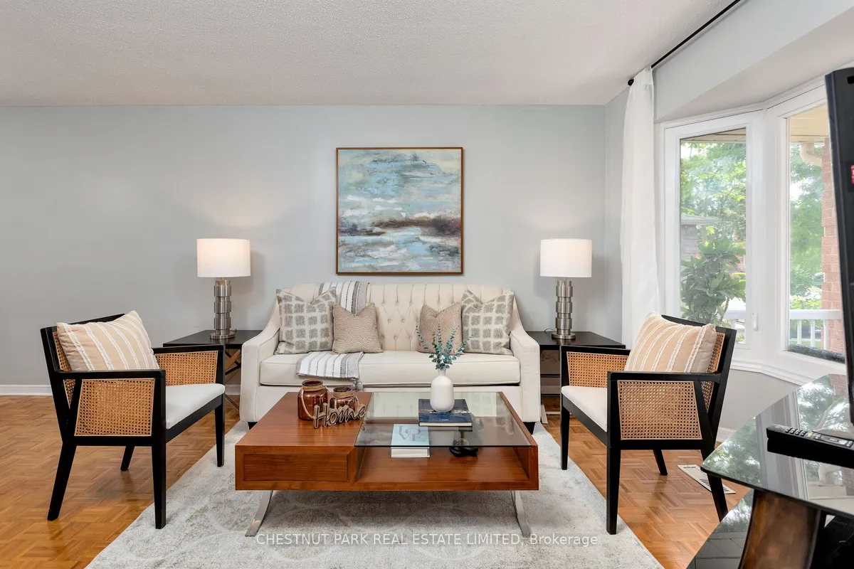 138 Largo Crescent, ON L6A 1N1