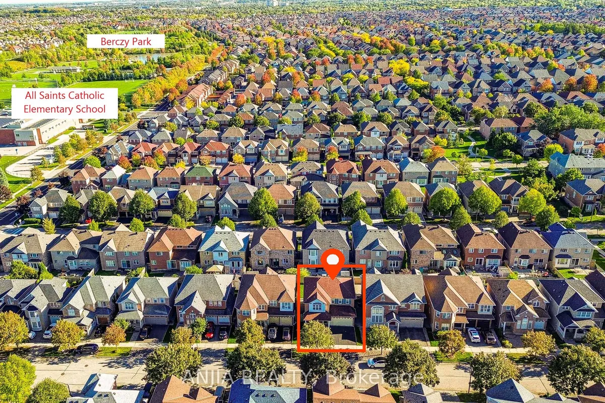 131 Winston Castle Drive, ON L6C 2G7