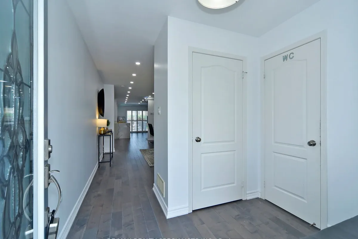 17 Richardson Crescent, ON L3Z 0L6