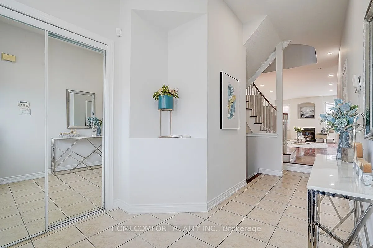 9 Chipmunk Trail, ON L4H 2E7