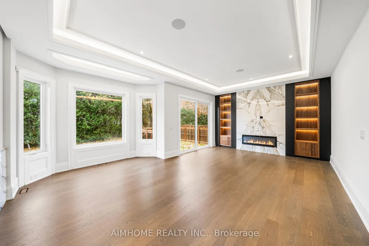 21 Summerfeldt Crescent, ON L3R 2B1