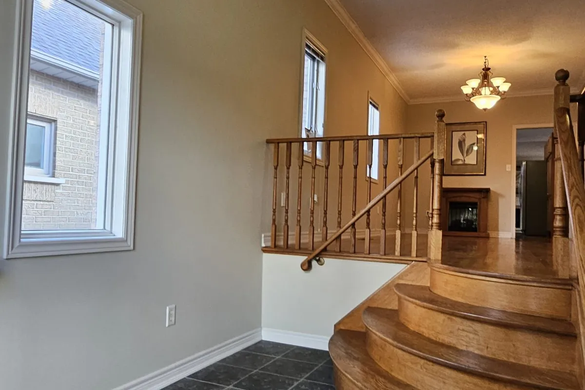 500 Stone Road, ON L4G 6Z7