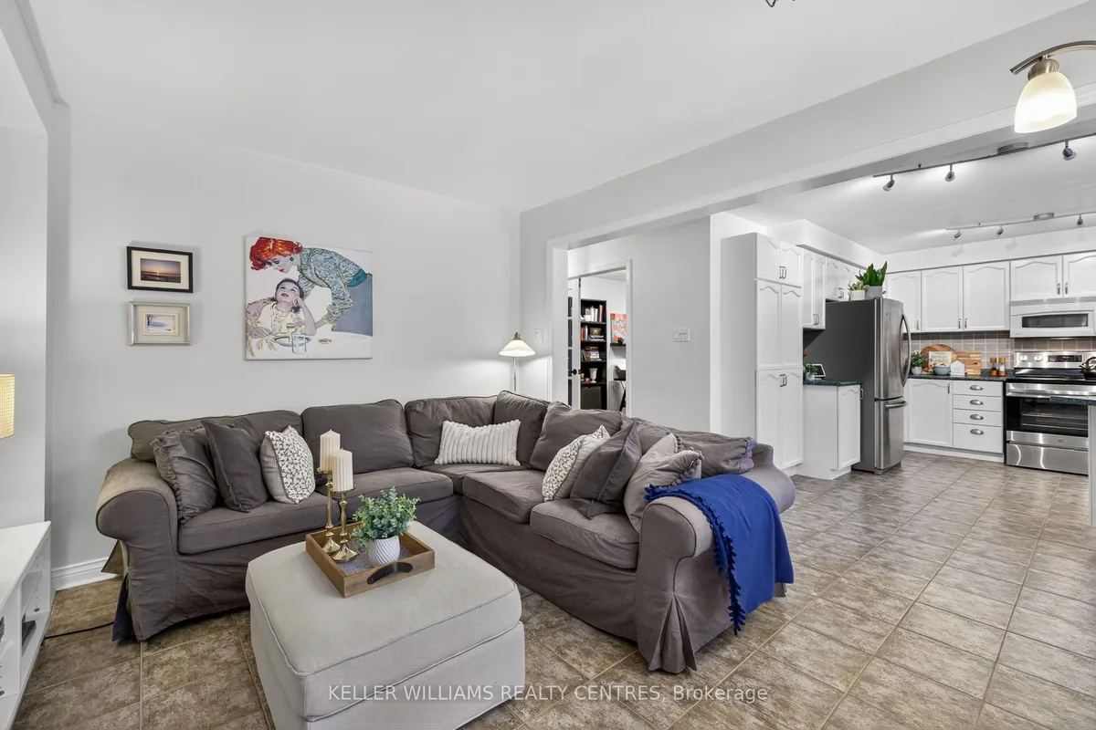 84 Loraview Lane, ON L4G 6N5