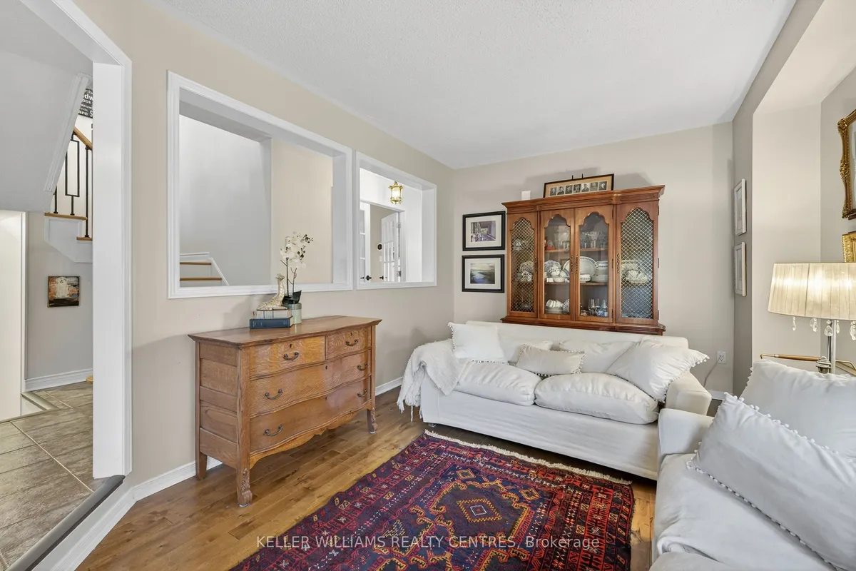 84 Loraview Lane, ON L4G 6N5