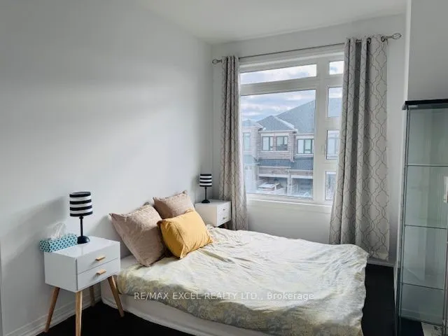 22 Boiton Street, ON L4S 0J4