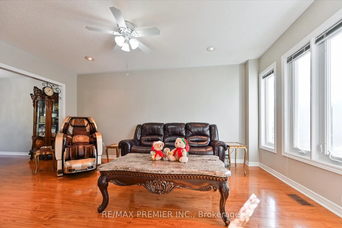 581 Wycliffe Avenue, ON L4L 8S8