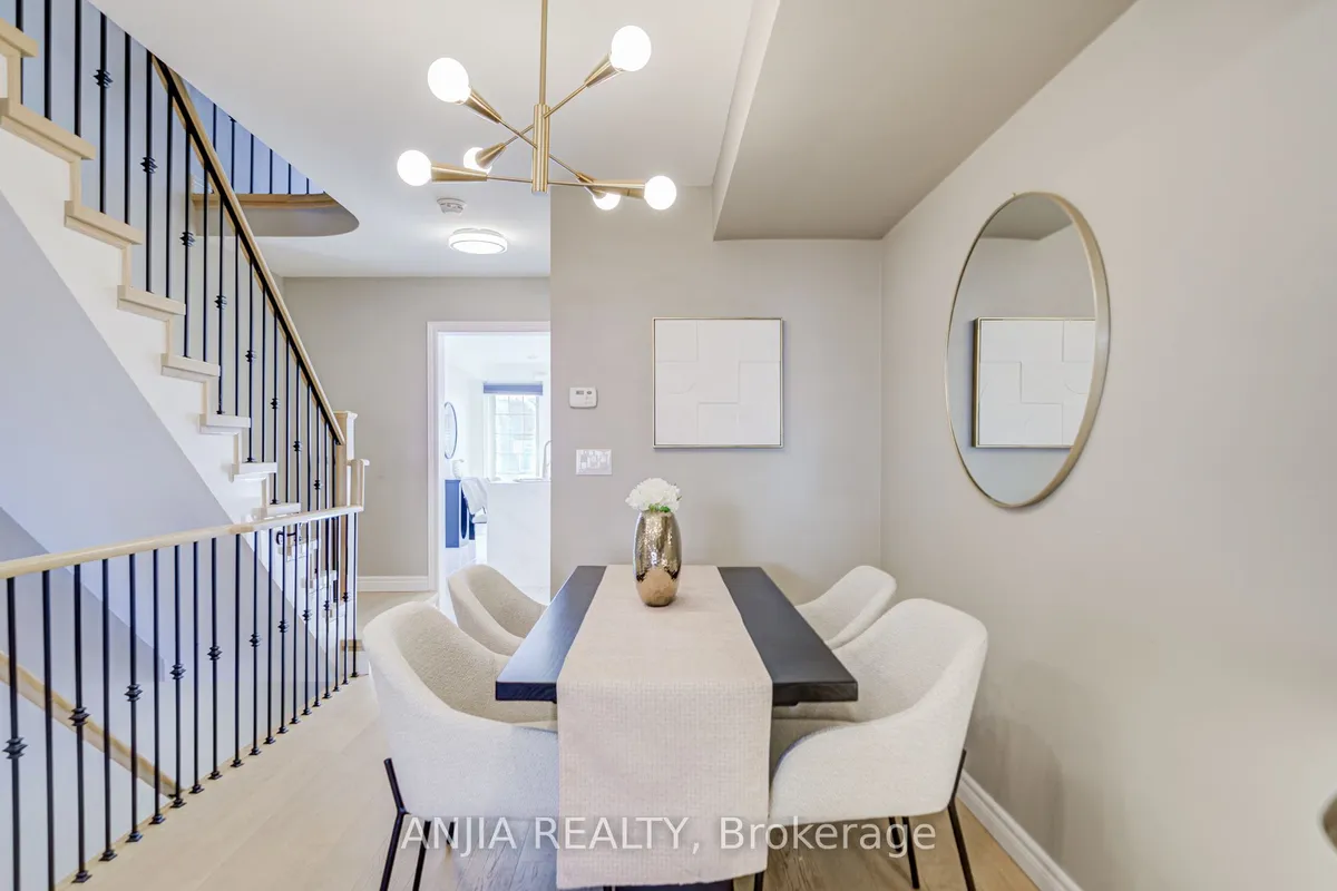 5 Valliere Drive, ON L6C 0M7