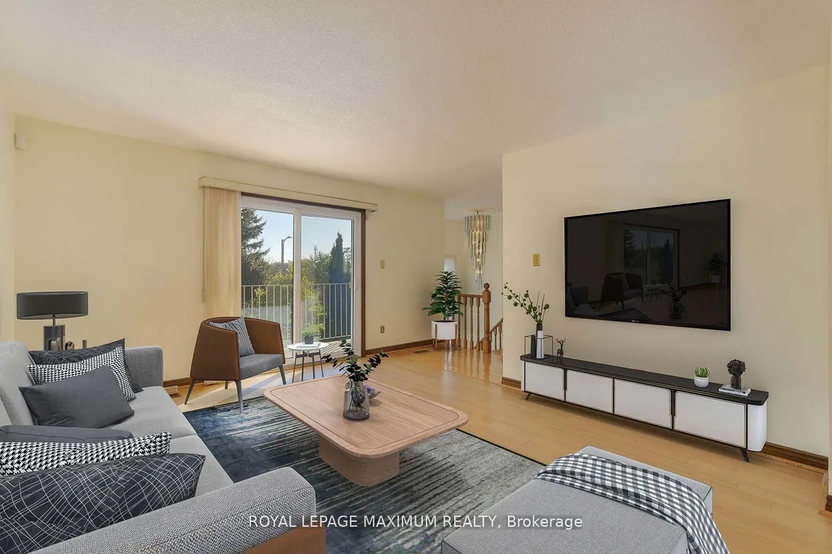 42 Kaiser Drive, ON L4L 3V4