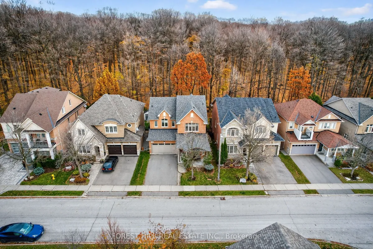 53 COUTURE Gardens, ON L4J 9H4