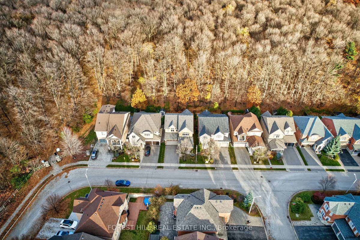 53 COUTURE Gardens, ON L4J 9H4