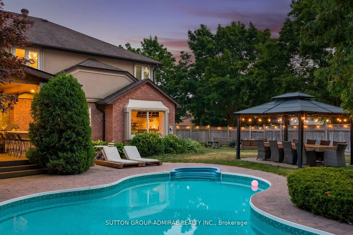 18 Tannery Court, ON L4C 7V4