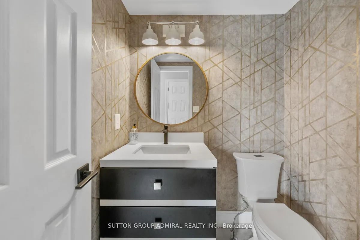 18 Tannery Court, ON L4C 7V4