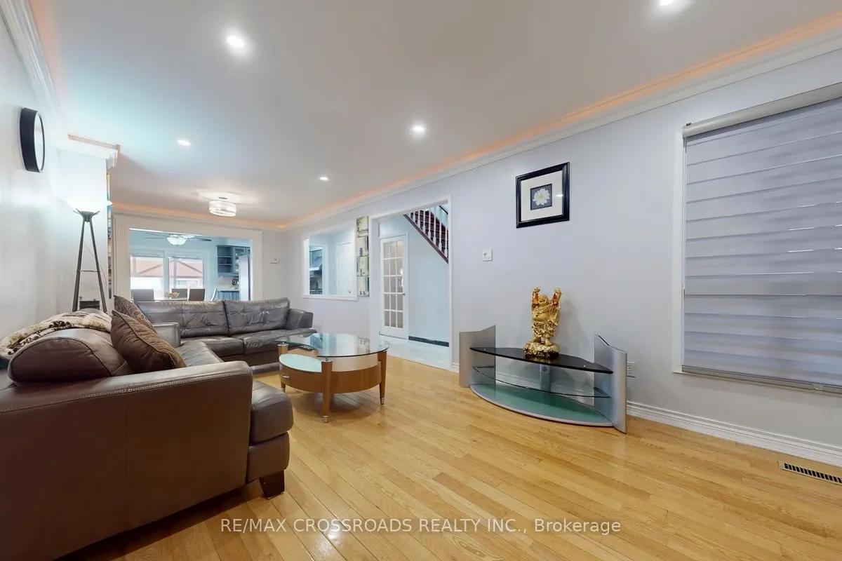 25 Rowe Court, ON L3S 2J6