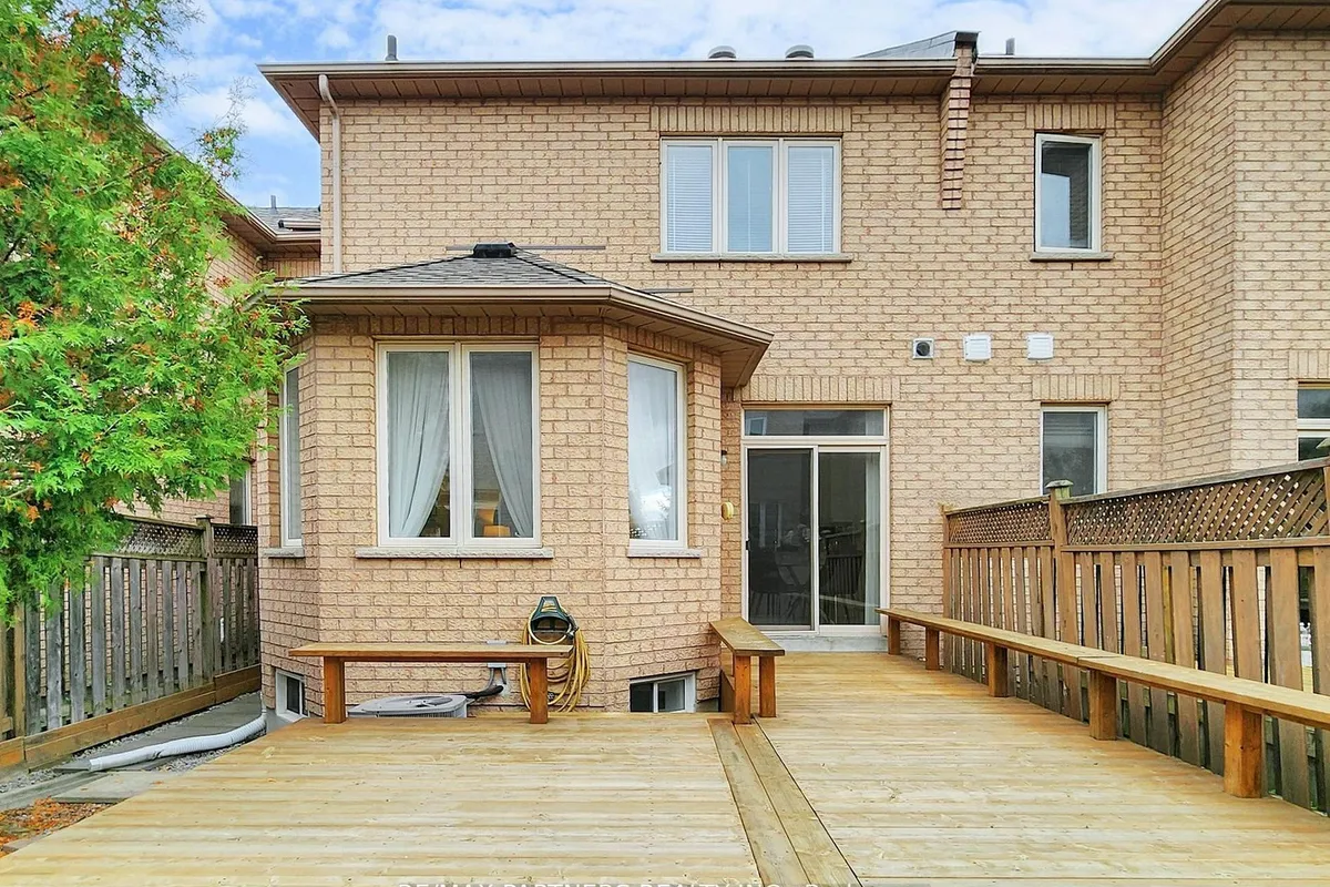 10 Whitford Road, ON L6C 2J3