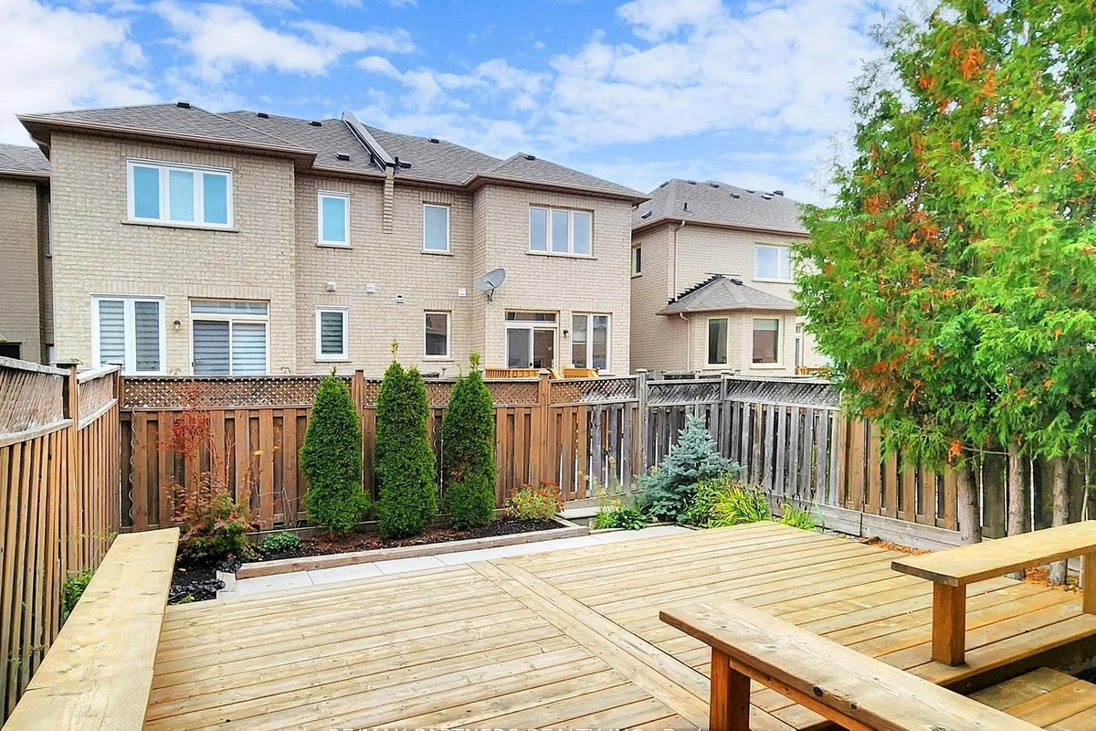 10 Whitford Road, ON L6C 2J3