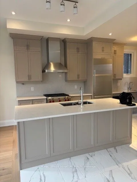 452 York Downs Boulevard, ON L6C 3P8