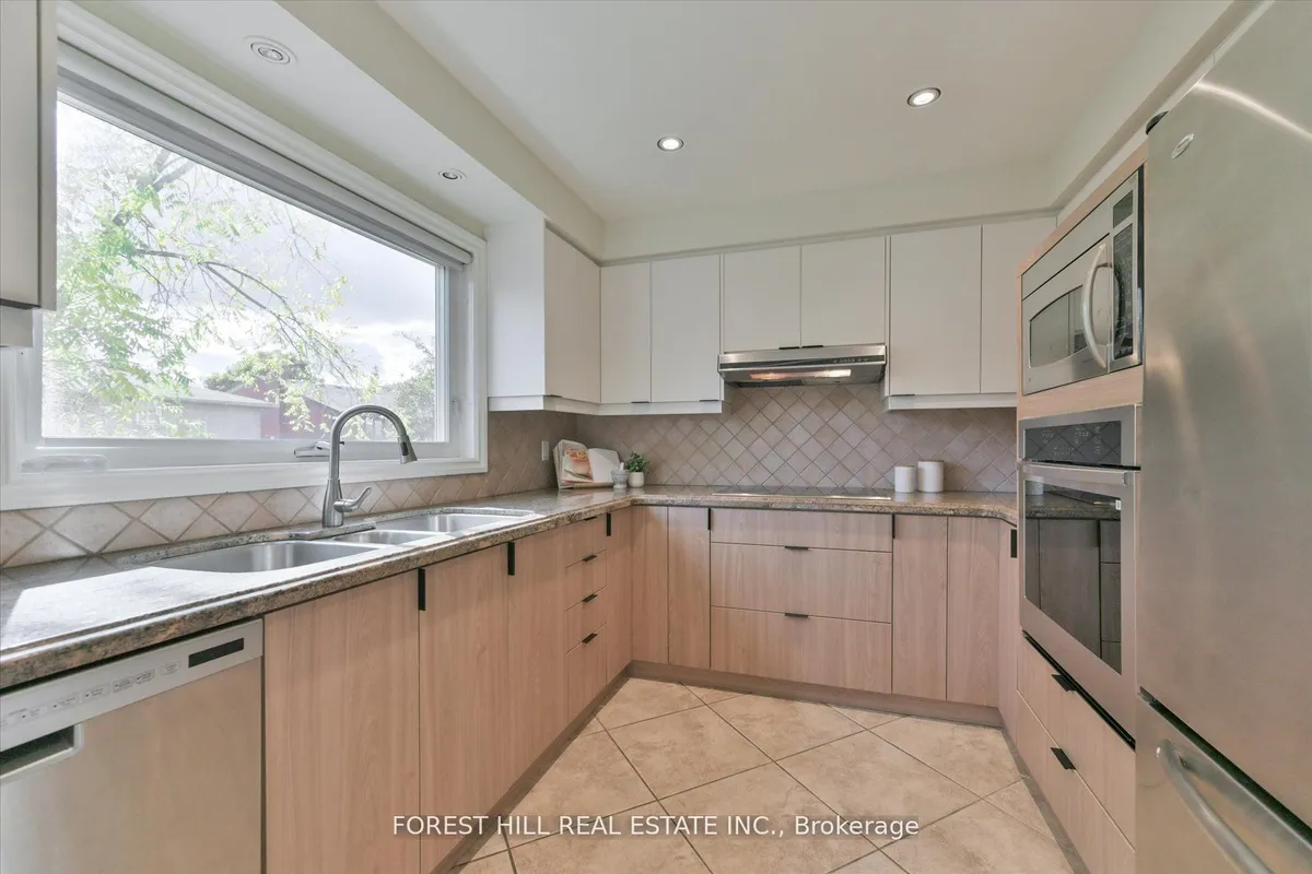 137 Marsi Road, ON L4C 5R3