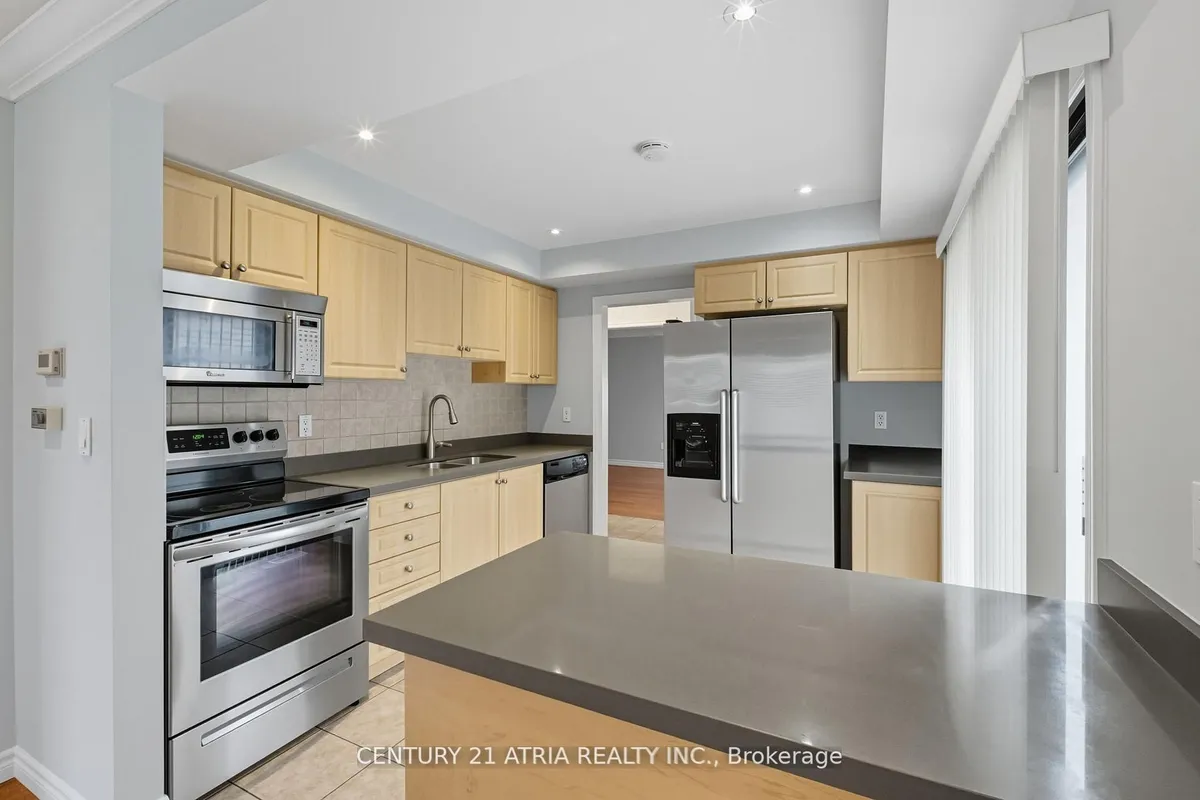 32 Fieldview Crescent, ON L3R 3H7