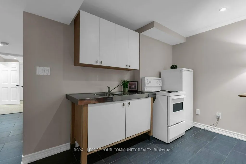 39 Boticelli Way, ON L4H 0C6