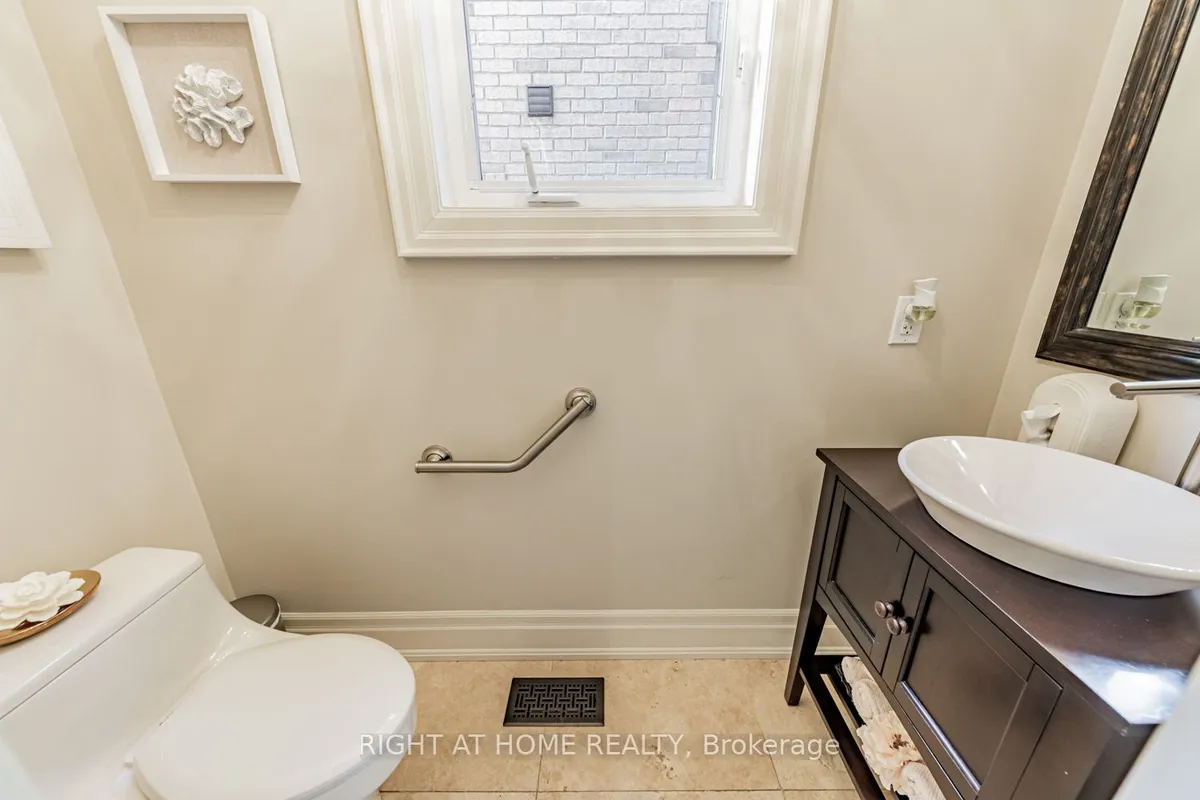 82 Rivermill Crescent, ON L6A 0H4