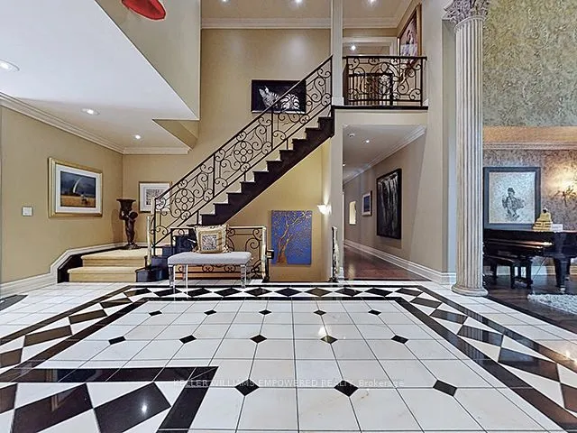 140 Rebecca Court, ON L6A 1G2