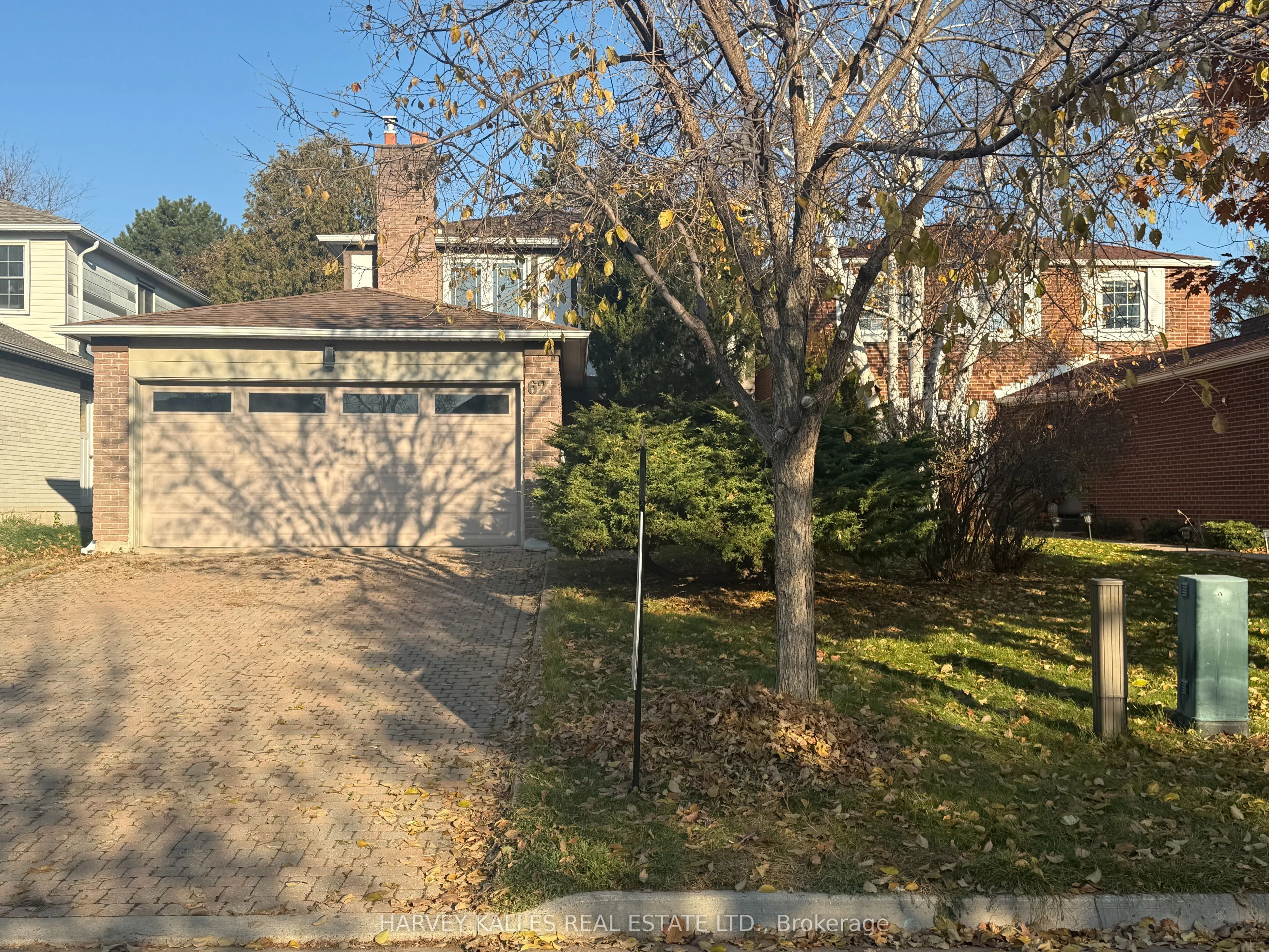 62 Dersingham Crescent, ON L3T 4E8