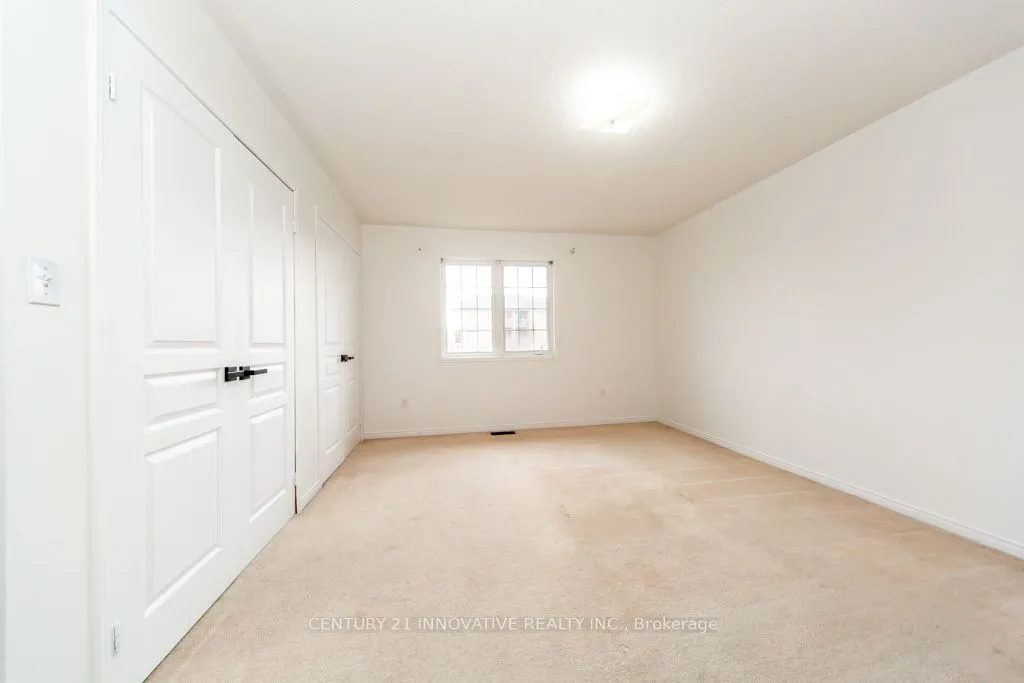 63 Rainbow Valley Crescent, ON L6E 1M2