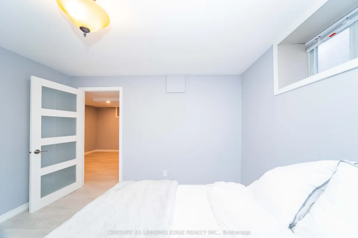 22 Winlaw Place, ON L3P 2C6