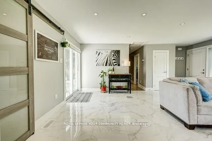 2309 Taylorwoods Boulevard, ON L9S 2E7