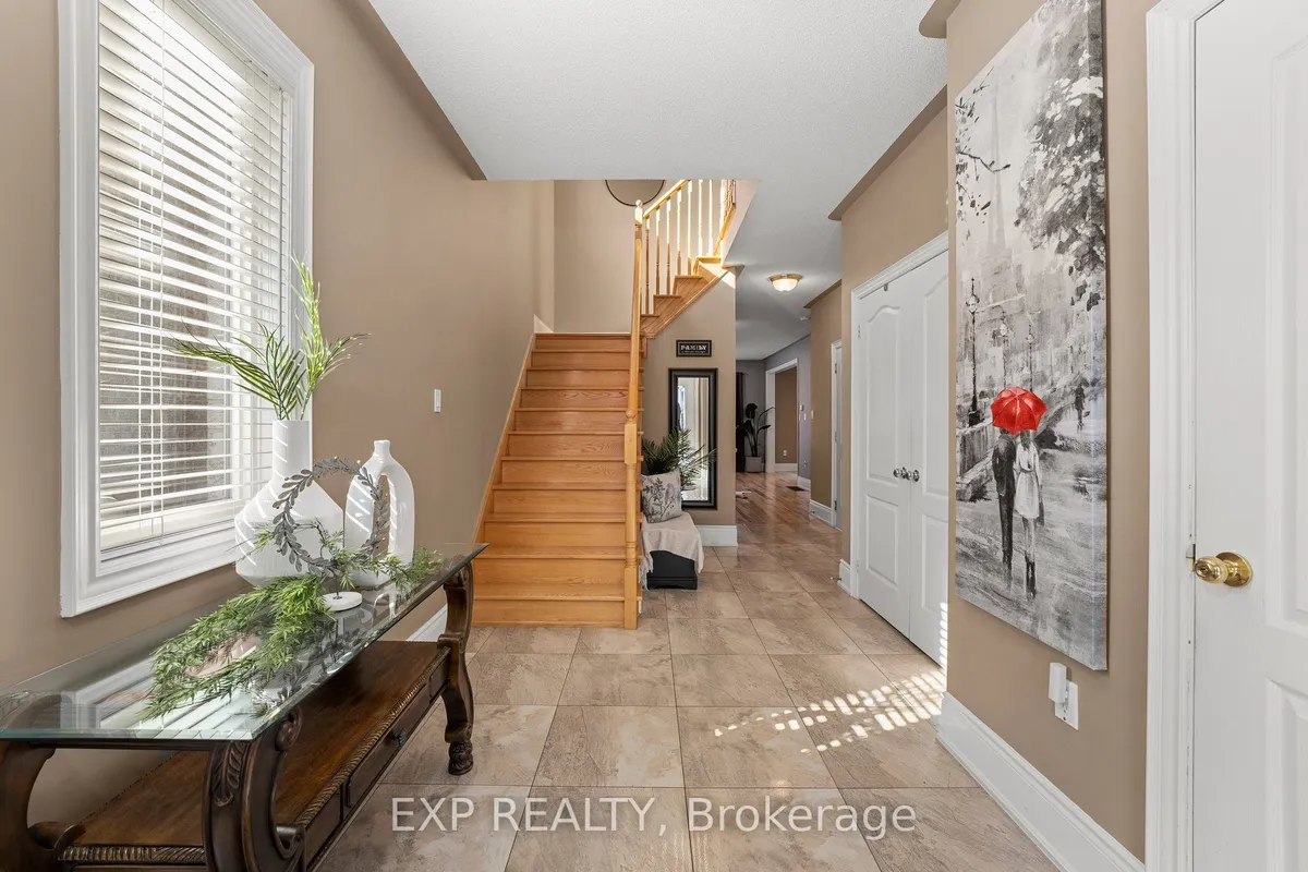 14 Weir Street, ON L3Z 0K6