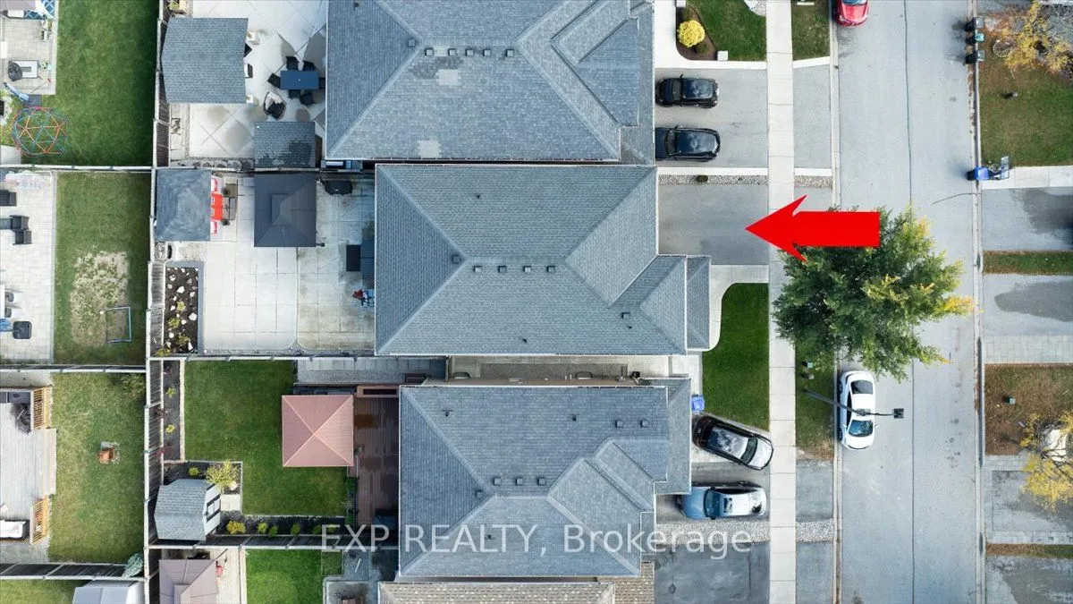 14 Weir Street, ON L3Z 0K6