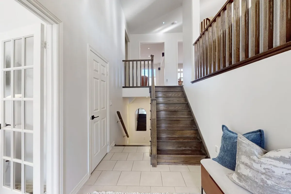 71 Everett Street, ON L6E 0L3