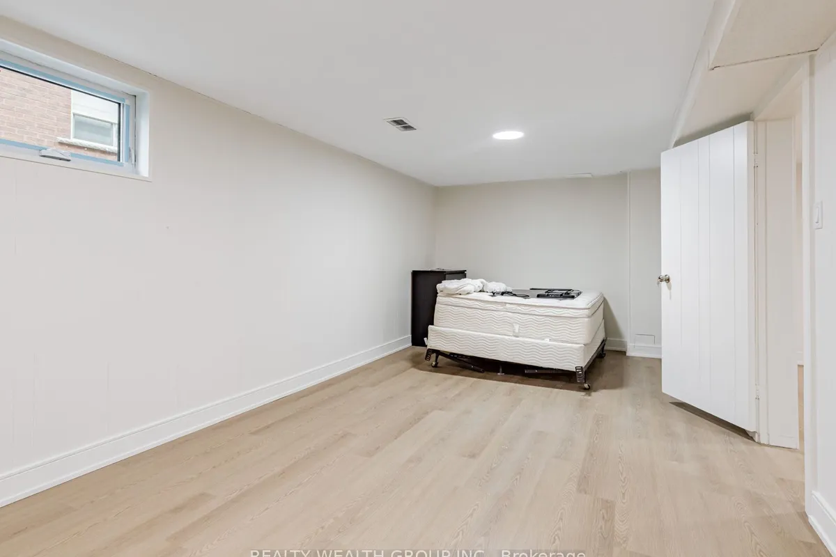 46 Sycamore Drive, ON L3T 5V6