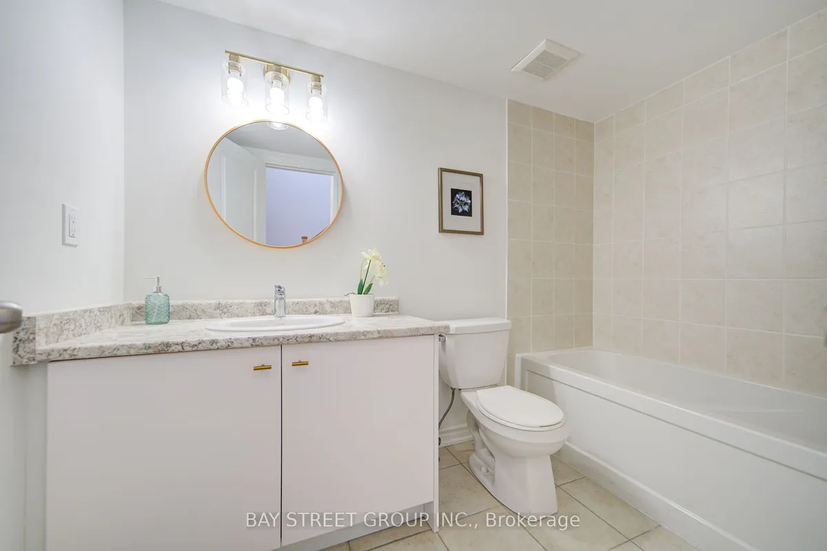 6859 Main Street, ON L4A 4X2