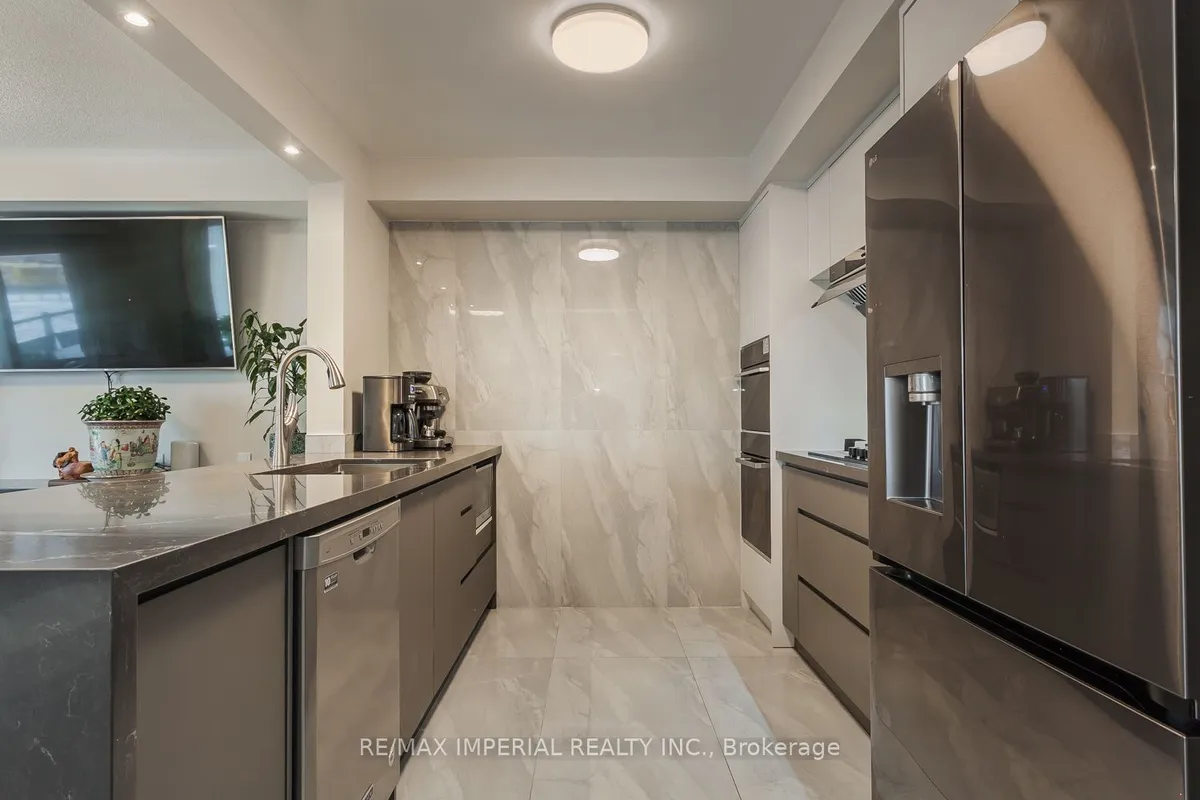 85 Maple Ridge Crescent, ON L6E 1T8