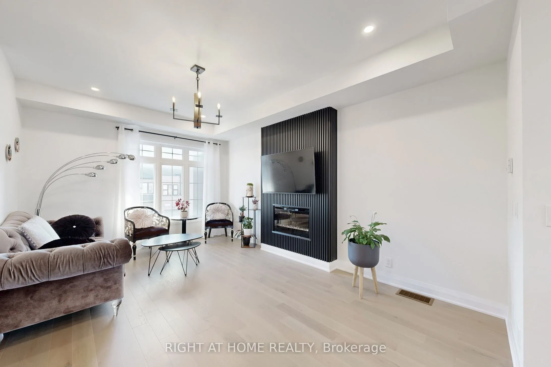 10 Percy Rye Avenue, ON L6C 3K2