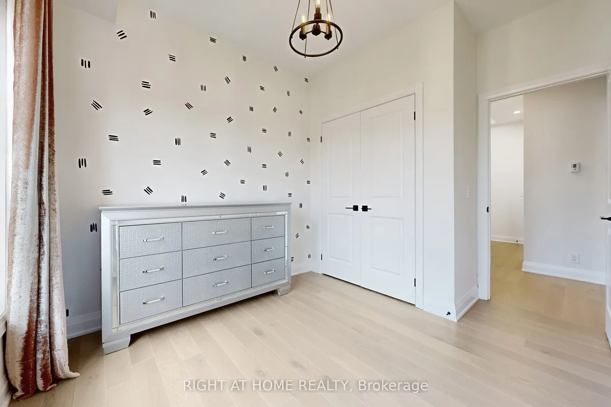 10 Percy Rye Avenue, ON L6C 3K2