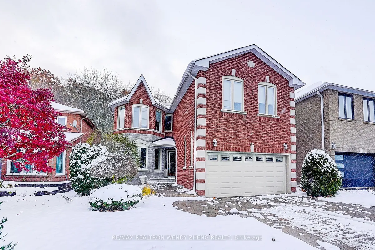 92 Larratt Lane, ON L4C 0E3