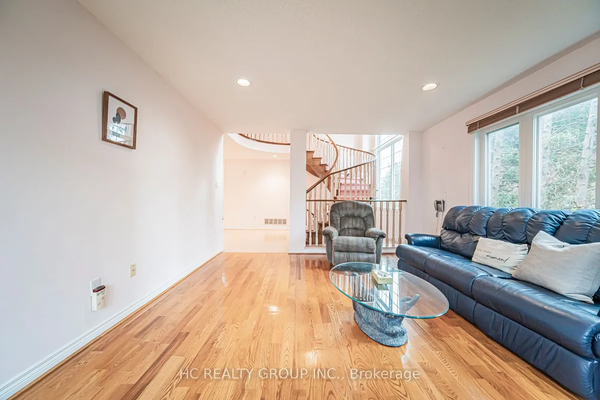 10 Westpoint Court, ON L4B 2V6