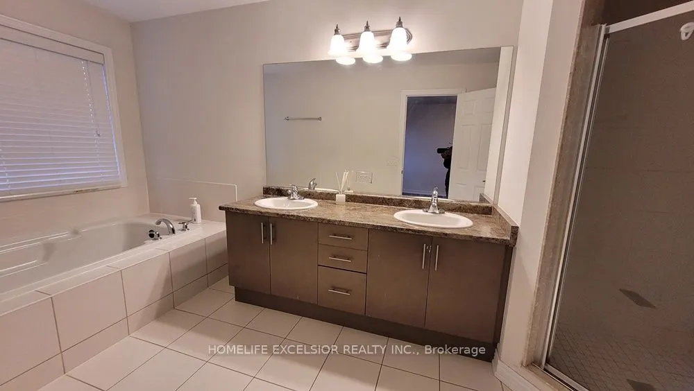 Att/Row/Townhouse interior view at 192 Northvale Road Markham