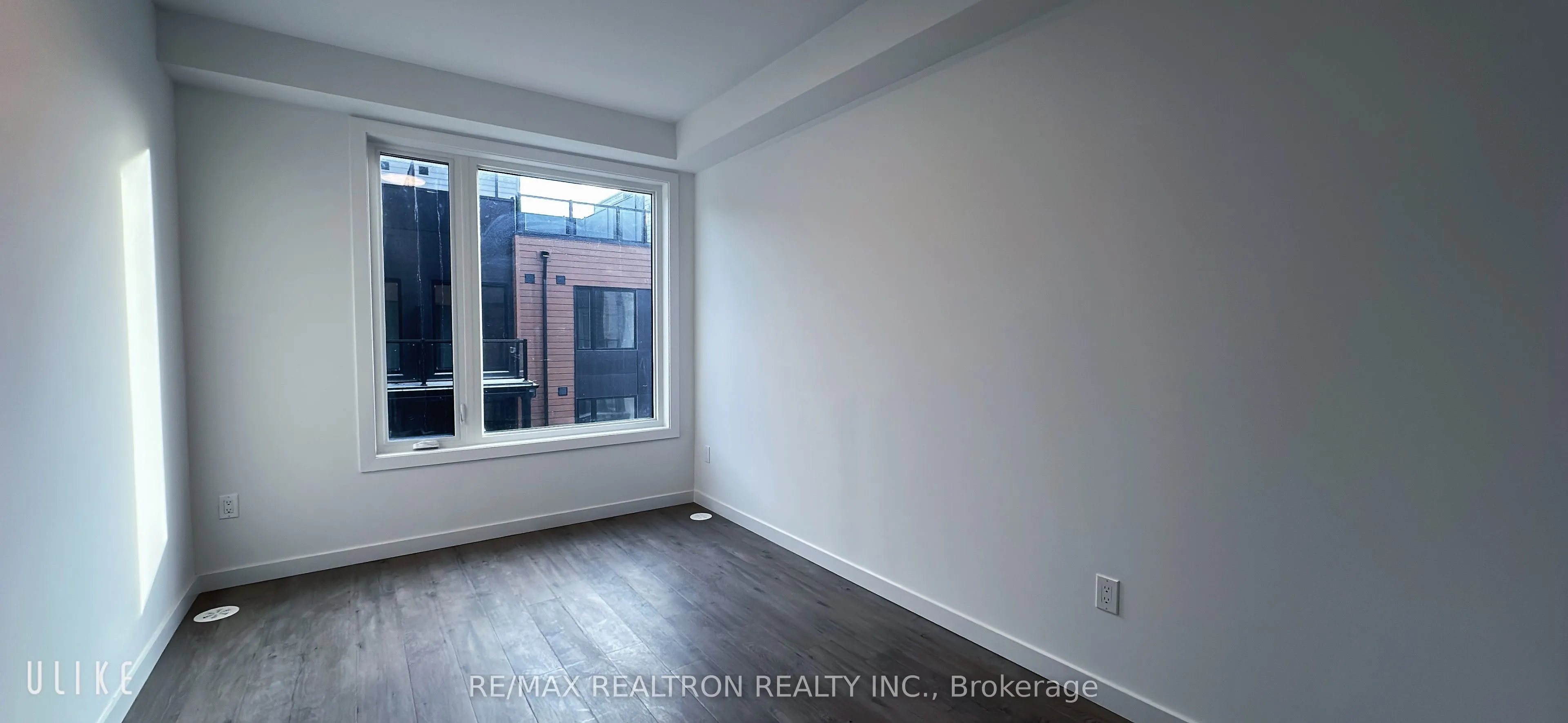 Condo Townhouse living room at 113 Marydale Avenue Markham