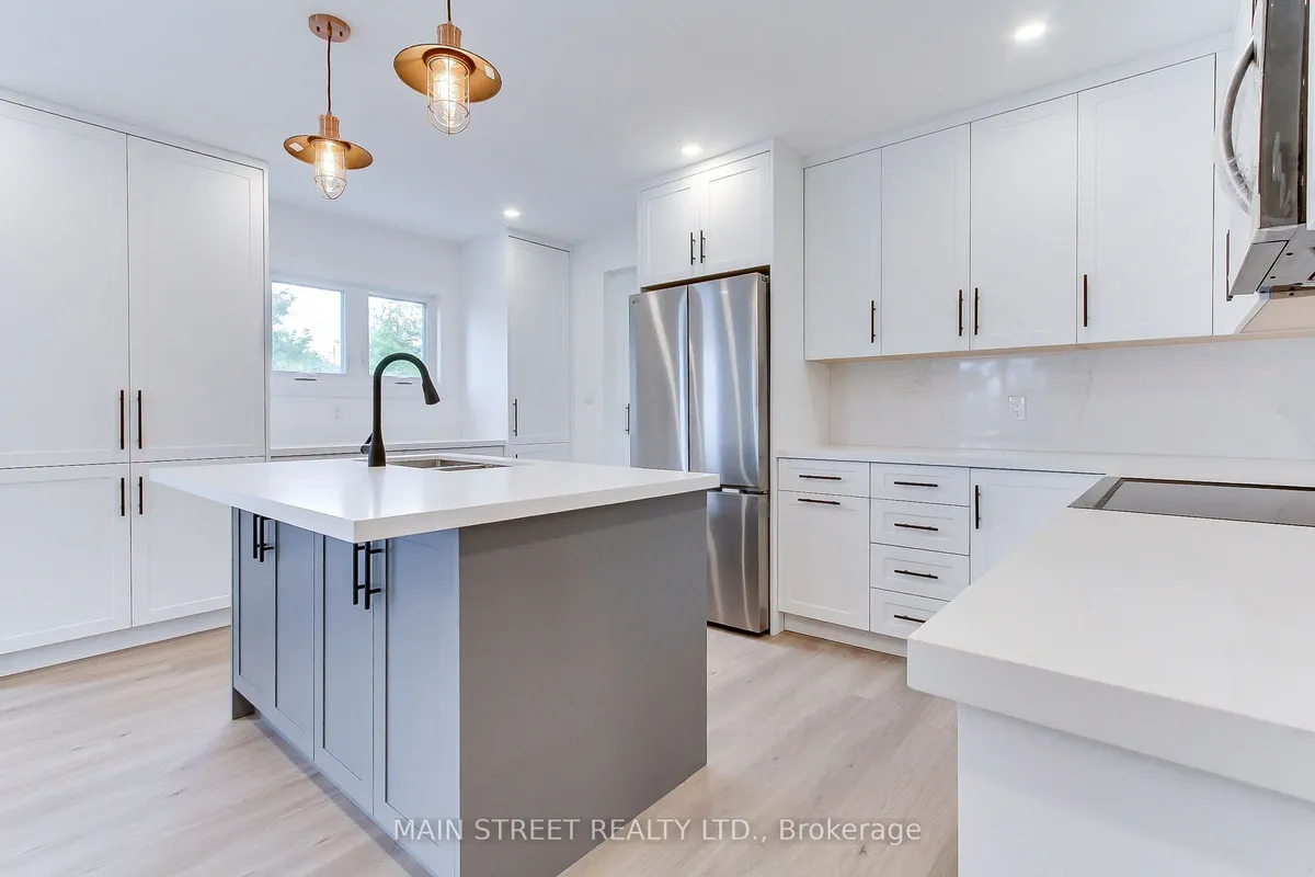 353 Pasadena Drive, ON L4P 2Z2