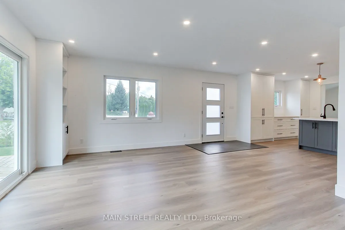 353 Pasadena Drive, ON L4P 2Z2