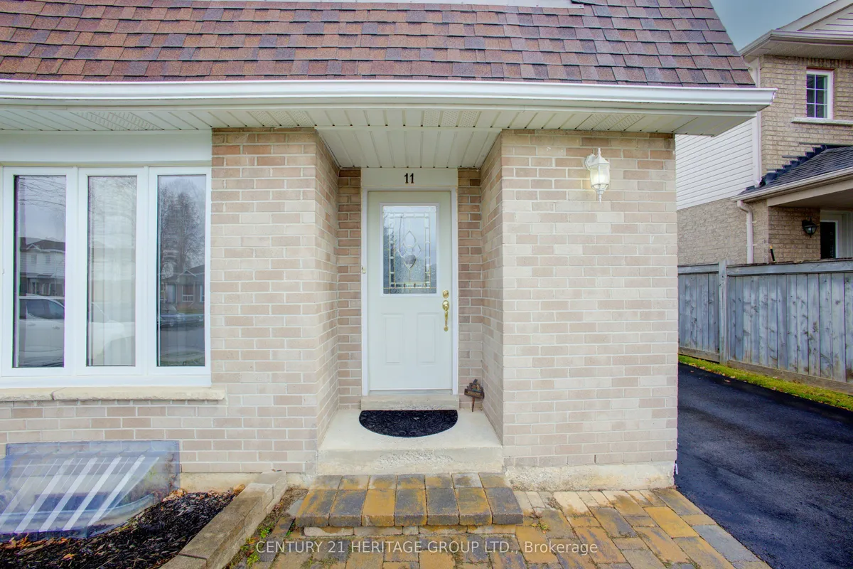 11 Knight Street, ON L9R 1C1