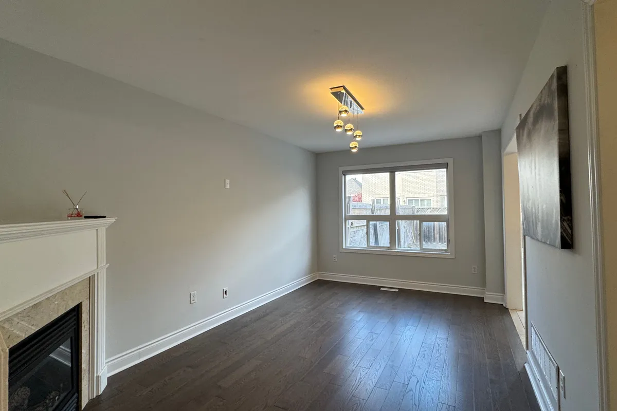 145 Argento Crescent, ON L4H 0B7