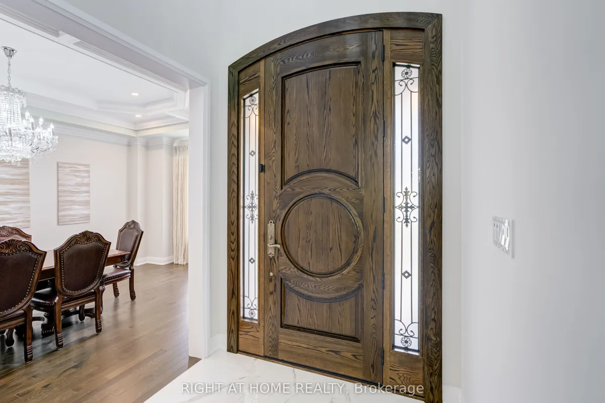 185 Cranberry Lane, ON L4G 5Z4